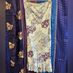 Melissam midi skirt. Size S